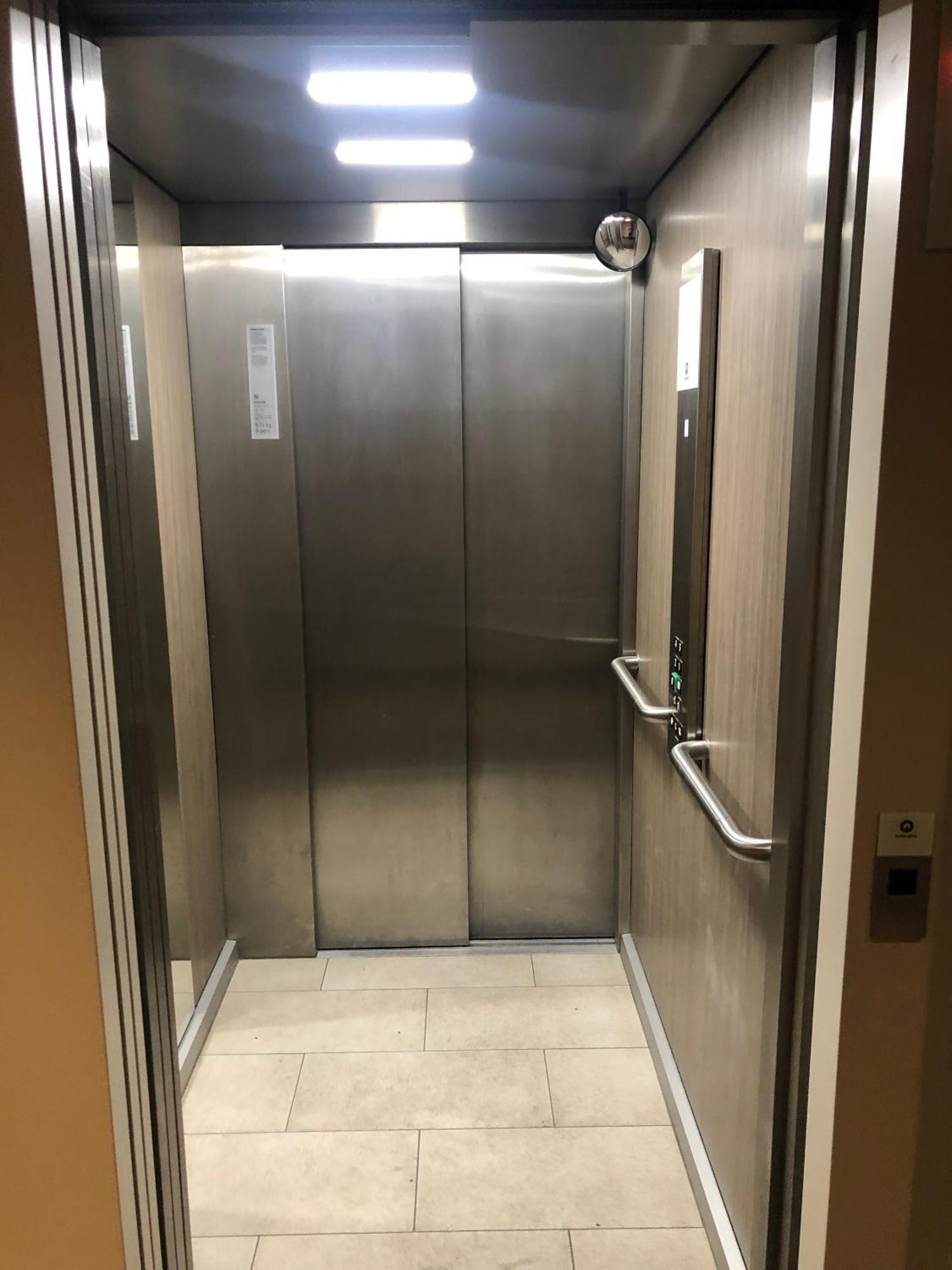 Grande Chambre 14 M2 Avec Salle De Bain Privative A Nanterre Prefecture Proche La Defense Arena Campus Sncf Et Paris Exterior foto